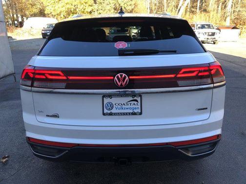 2026 Volkswagen Atlas Cross Sport 2.0T SE w/Technology 4MOTION