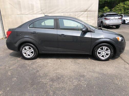 2016 Chevrolet Sonic LT