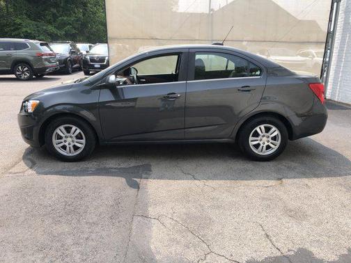 2016 Chevrolet Sonic LT