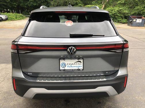 2025 Volkswagen Tiguan 2.0T SE 4MOTION