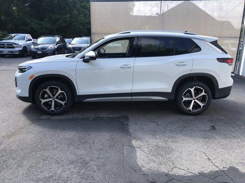 2025 Volkswagen Tiguan 2.0T SE 4MOTION