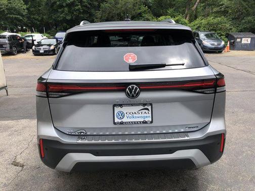 2025 Volkswagen Tiguan 2.0T SE 4MOTION