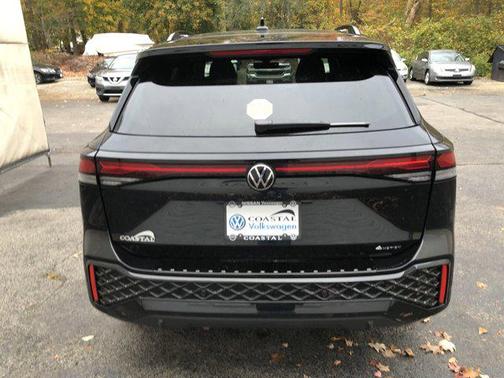 2026 Volkswagen Tiguan 2.0T SE R-Line Black 4MOTION