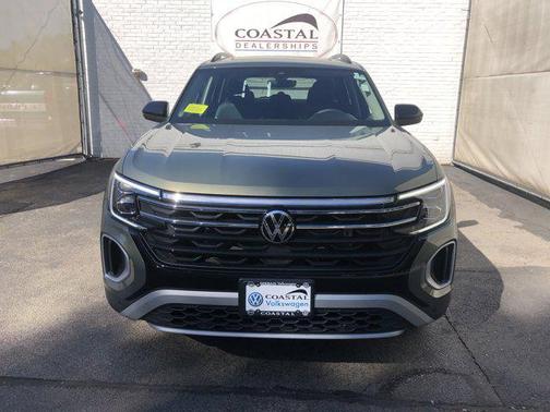 2025 Volkswagen Atlas 2.0T Peak Edition