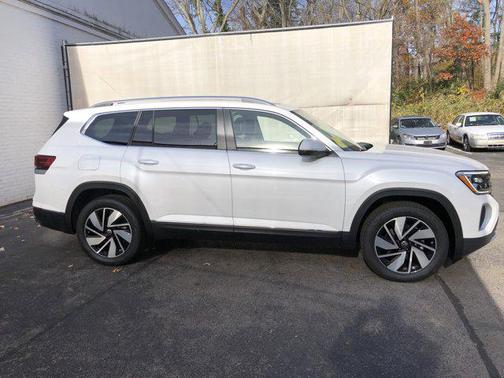 2026 Volkswagen Atlas 2.0T SEL