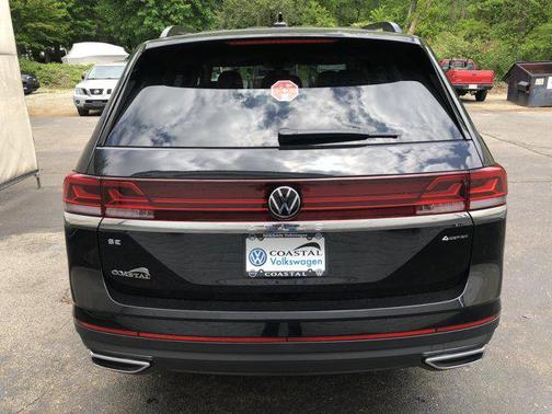 2025 Volkswagen Atlas 2.0T SE