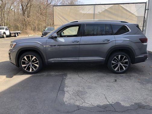 2025 Volkswagen Atlas 2.0T SEL Premium R-Line 4MOTION