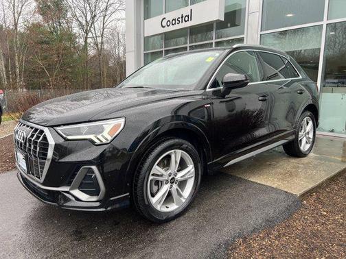 2022 Audi Q3 45 S line Premium Plus