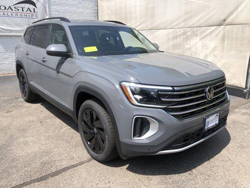 2025 Volkswagen Atlas 2.0T SE w/Technology 4MOTION