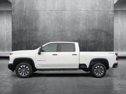 2024 Chevrolet Silverado 2500 Custom