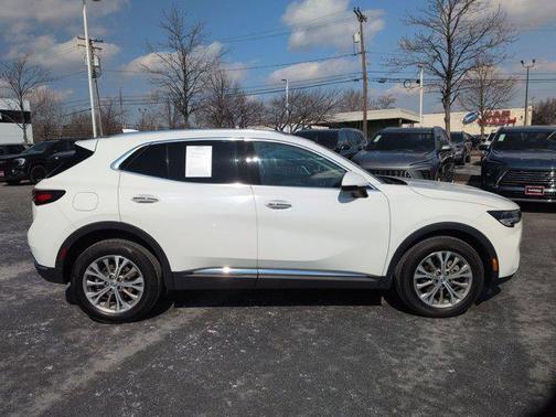 2022 Buick Envision FWD Preferred