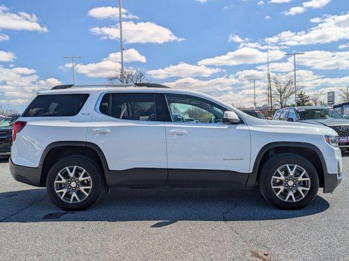 2023 GMC Acadia AWD SLE