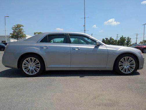 2013 Chrysler 300C Base