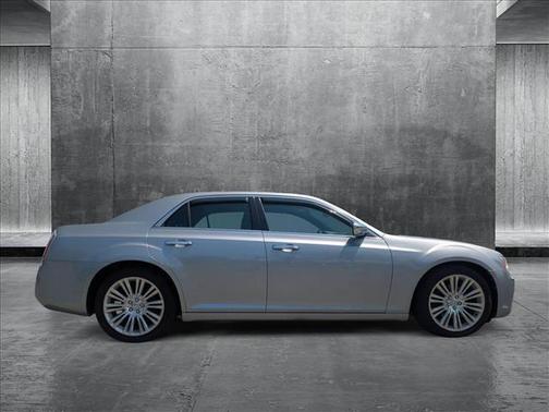 2013 Chrysler 300C Base