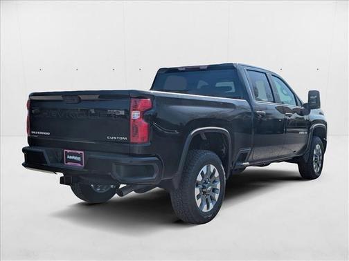 2025 Chevrolet Silverado 2500 Custom