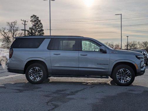 2025 Chevrolet Suburban 4WD Z71