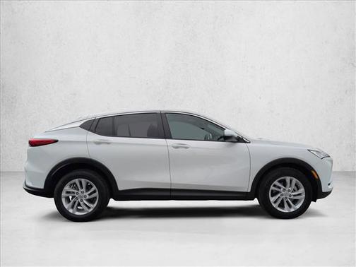 Summit White 2024 Buick Envista Preferred FWD