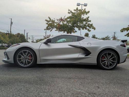 2026 Chevrolet Corvette Stingray w/2LT