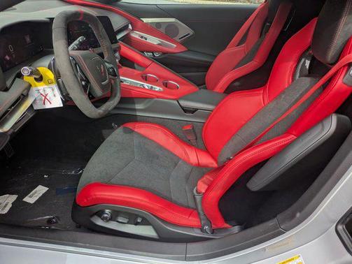 2026 Chevrolet Corvette Stingray w/2LT