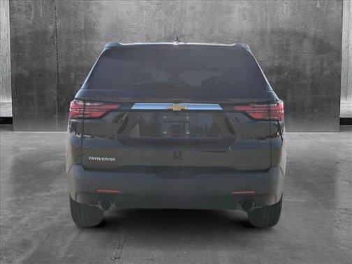 2022 Chevrolet Traverse LS