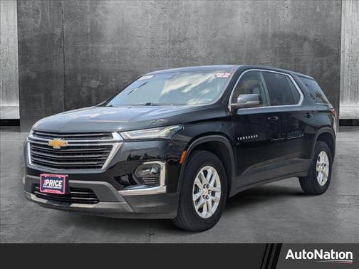 2022 Chevrolet Traverse LS