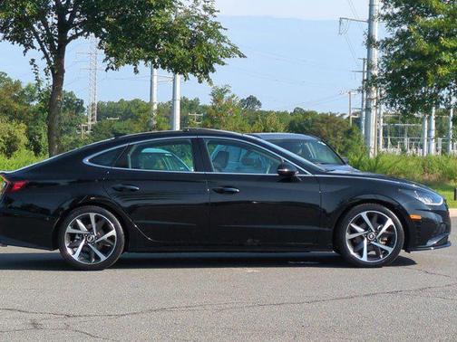 2022 Hyundai SONATA SEL Plus