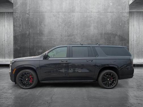 2025 Chevrolet Suburban RST