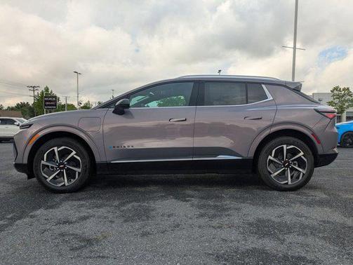 Galaxy Gray Metallic 2025 Chevrolet Equinox EV LT