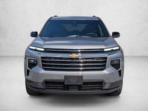 Sterling Gray Metallic 2026 Chevrolet Traverse LT