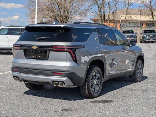 Sterling Gray Metallic 2026 Chevrolet Traverse LT