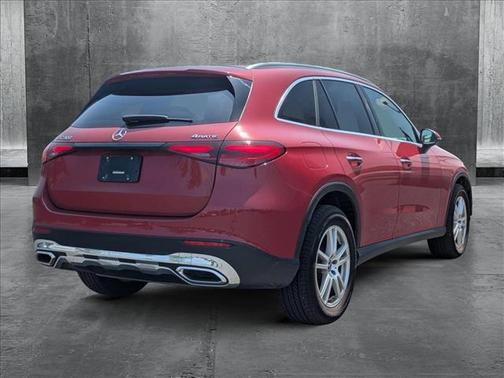 2025 Mercedes-Benz GLC 300 4MATIC