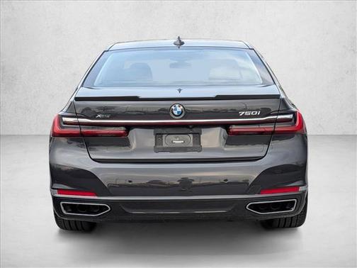Dark Graphite Metallic 2022 BMW 750 i xDrive