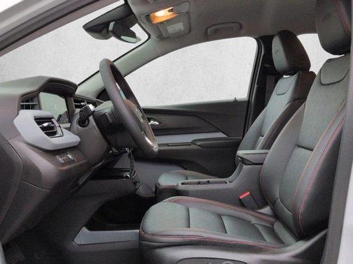 Summit White 2027 Chevrolet Bolt RS