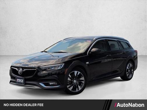 Ebony Twilight Metallic 2018 Buick Regal TourX Preferred