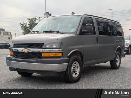 2020 Chevrolet Express 2500 RWD 2500 Regular Wheelbase LT