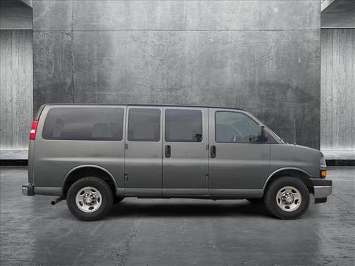 2020 Chevrolet Express 2500 RWD 2500 Regular Wheelbase LT