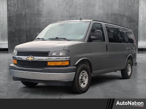 2020 Chevrolet Express 2500 RWD 2500 Regular Wheelbase LT