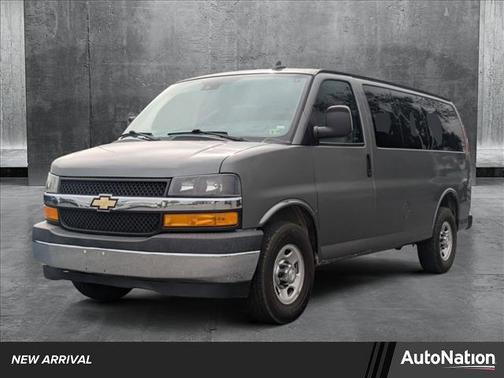 2020 Chevrolet Express 2500 RWD 2500 Regular Wheelbase LT