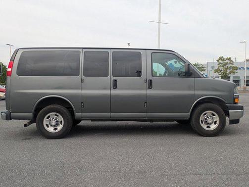 2020 Chevrolet Express 2500 RWD 2500 Regular Wheelbase LT