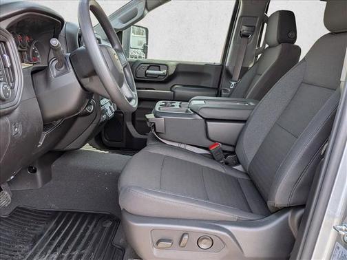 Sterling Gray Metallic 2026 Chevrolet Silverado 2500 Custom