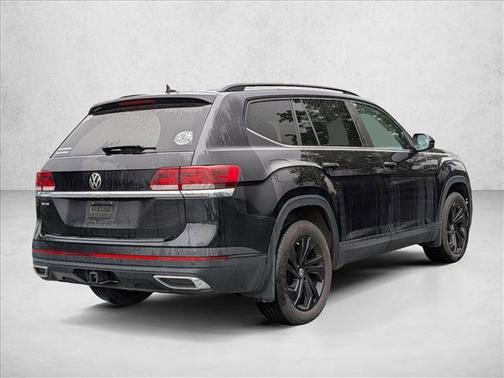 Deep Black Pearl 2023 Volkswagen Atlas 3.6L SE w/Technology