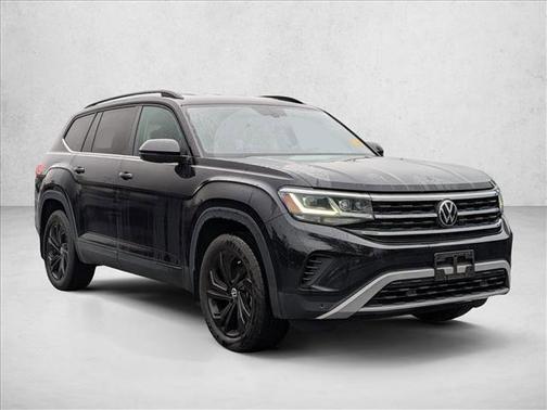 Deep Black Pearl 2023 Volkswagen Atlas 3.6L SE w/Technology