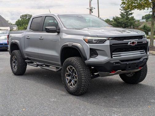 Sterling Gray Metallic 2024 Chevrolet Colorado ZR2