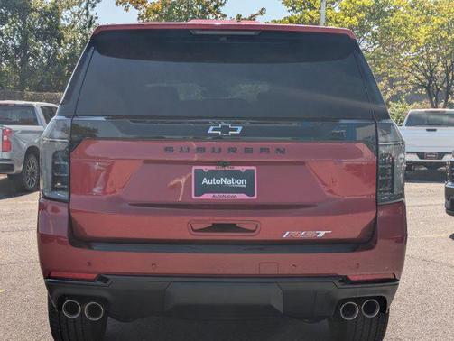 2025 Chevrolet Suburban RST
