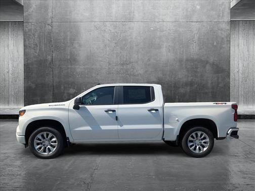 2025 Chevrolet Silverado 1500 Custom