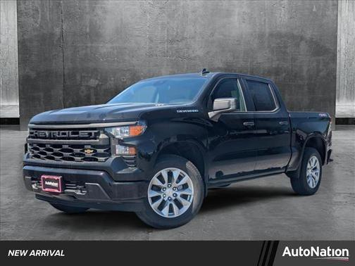 2025 Chevrolet Silverado 1500 Custom
