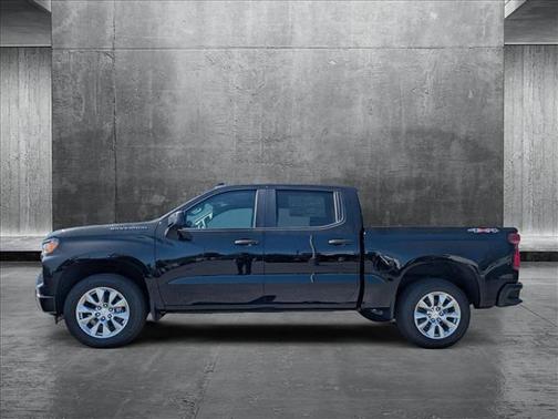 2025 Chevrolet Silverado 1500 Custom