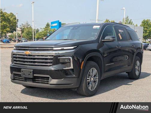 2024 Chevrolet Traverse LT