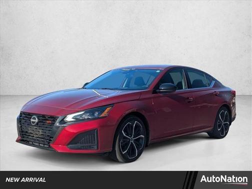 2023 Nissan Altima SR FWD