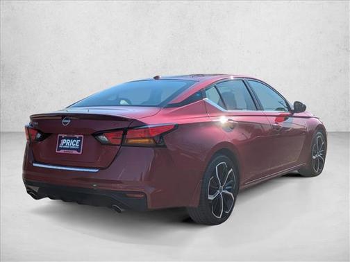 2023 Nissan Altima SR FWD